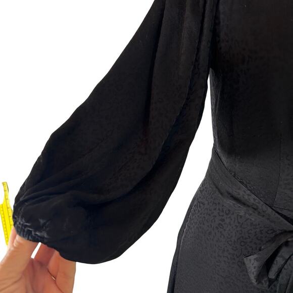 Good American Black Cheetah Print Wrap Dress Romantic Flirty Size 3 (L) - Picture 6 of 10